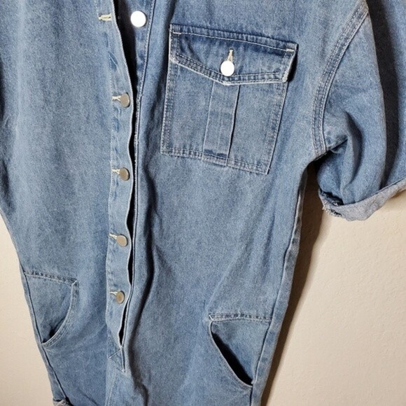Fashion Nova The Whole Package Light Wash Denim Romper Size Medium Button Down - Picture 4 of 15